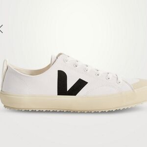 VEJA Nova Organic Cotton Sneakers White and Black Size 7